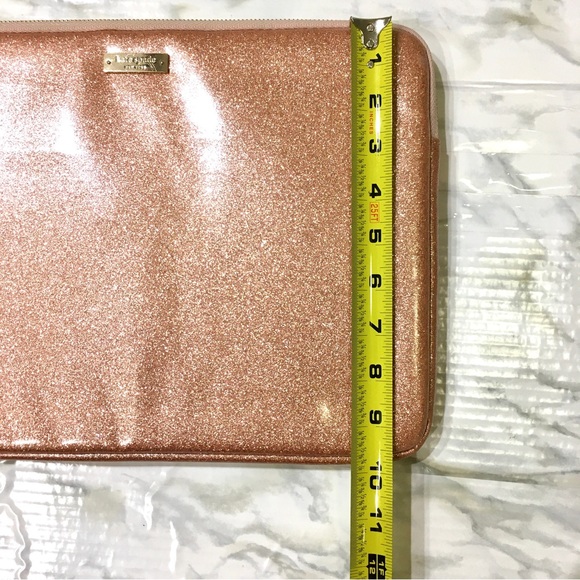 💝 KATE SPADE 💝 glittery padded pink laptop sleeve/protector size 13.5 x 10” - Picture 7 of 7